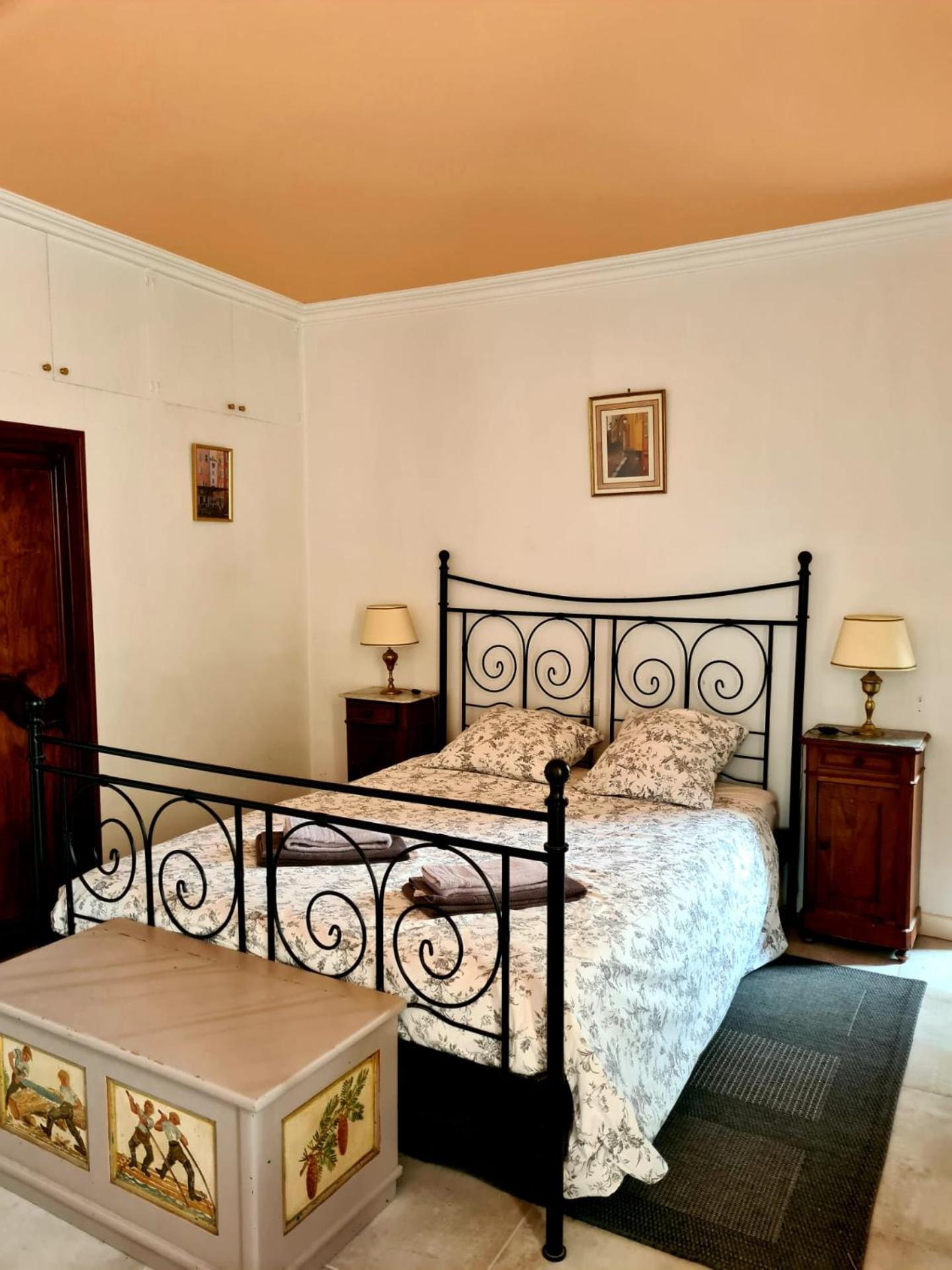 Chambres Et Table D'Hotes Au Brabo Mormoiron Zimmer foto